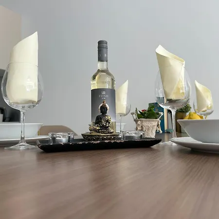 Dingi 105 Apartament *